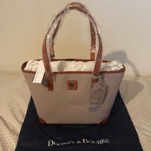Brand new Dooney & Bourke Charleston